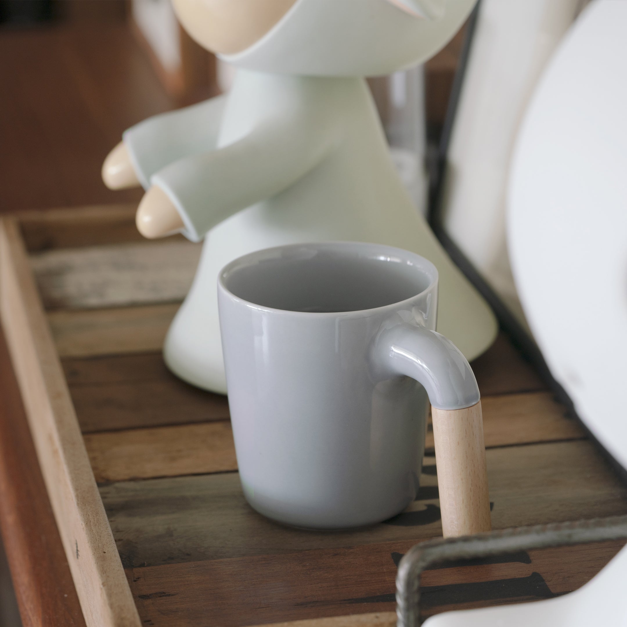 Mugr Cloud Beech - (ceramic, beech wood)