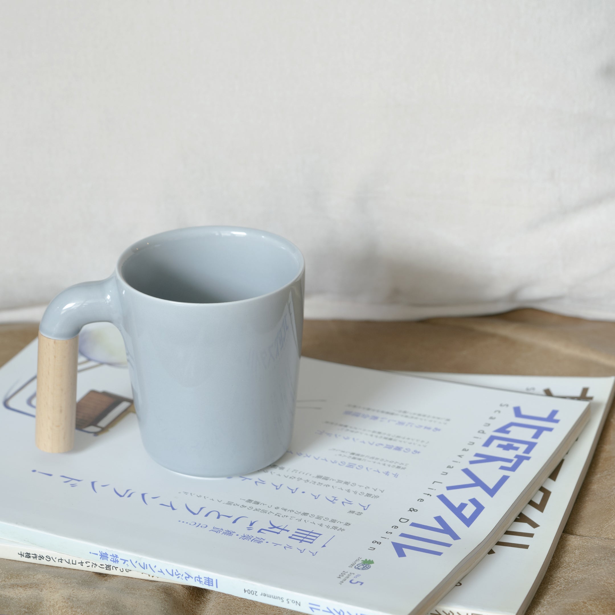 Mugr Cloud Beech - (ceramic, beech wood)