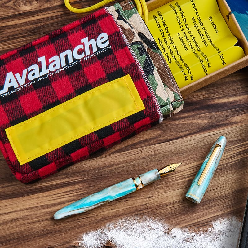 Esterbrook Seasonal Diamondcast Oversized Estie - Avalanche
