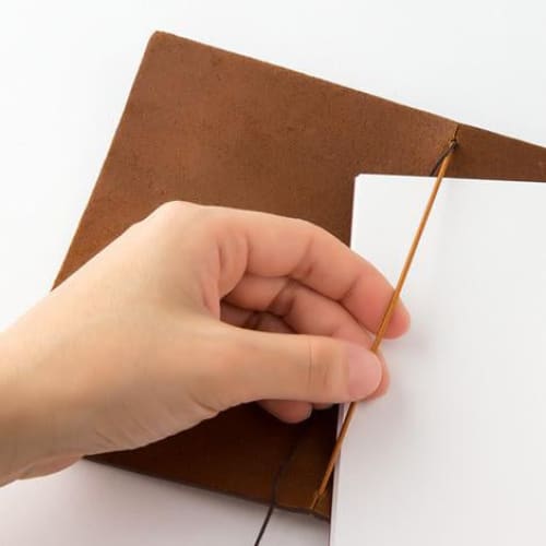 TRAVELER’S notebook cover Camel in Leather - Passport Size -