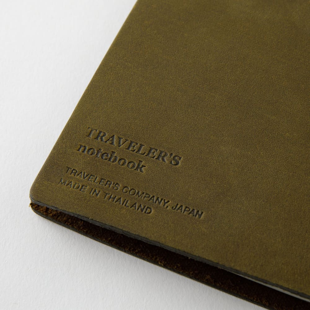 TRAVELER’S notebook cover Olive in Leather - TRAVELER’S