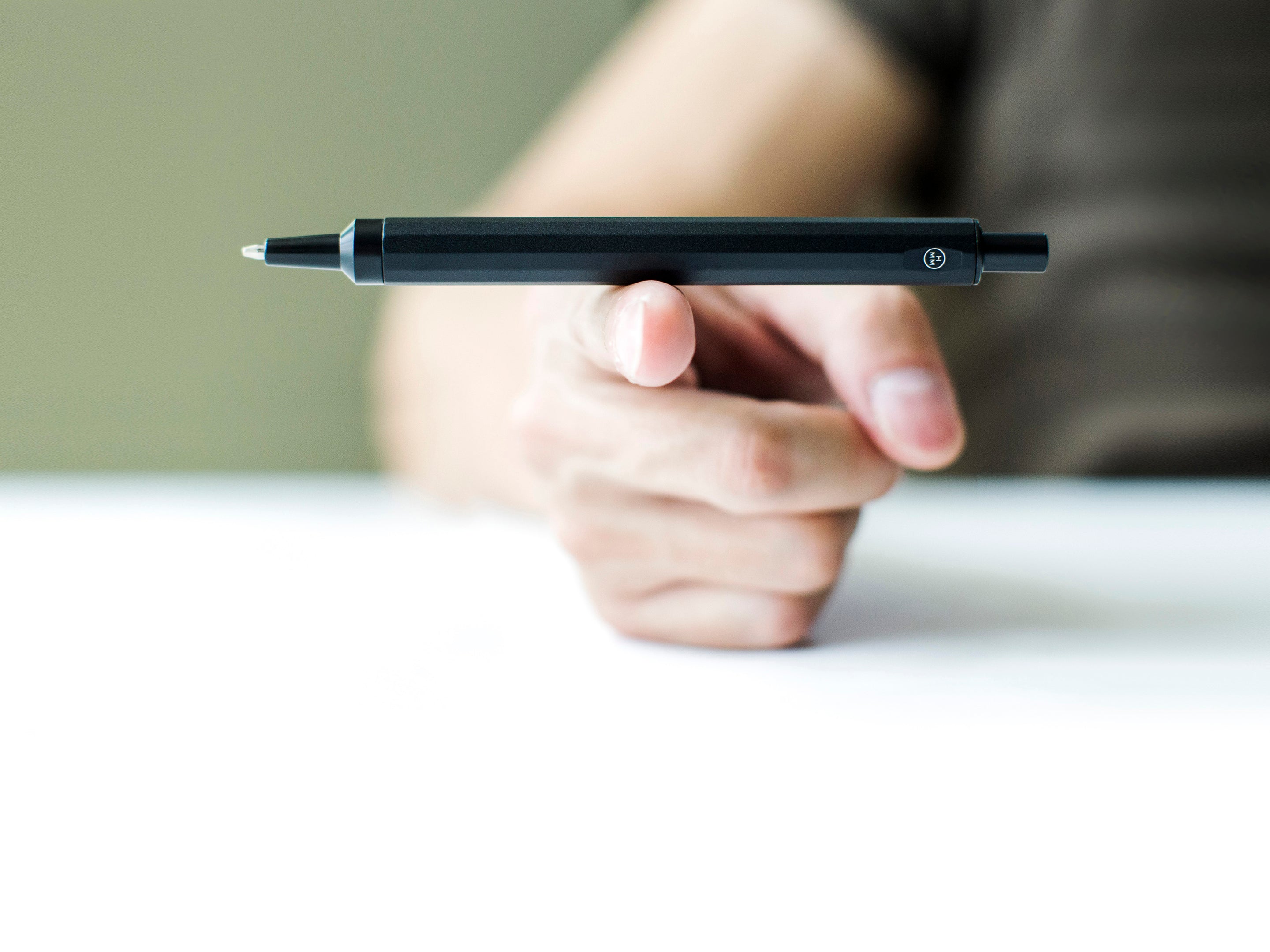 Pencil BK (aluminum)