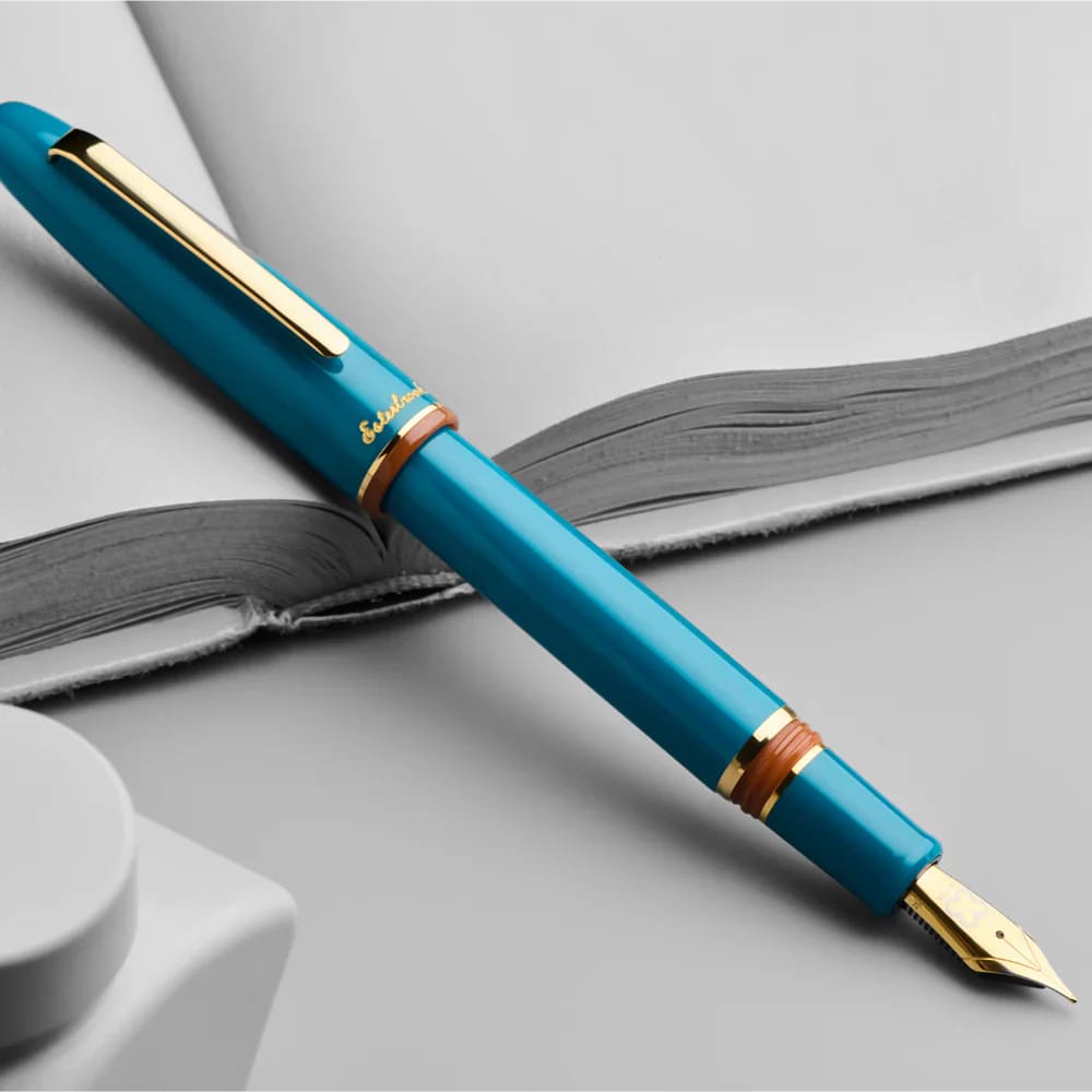 Back to the Lands Estie Fountain Pen / Funky Lake / Gold