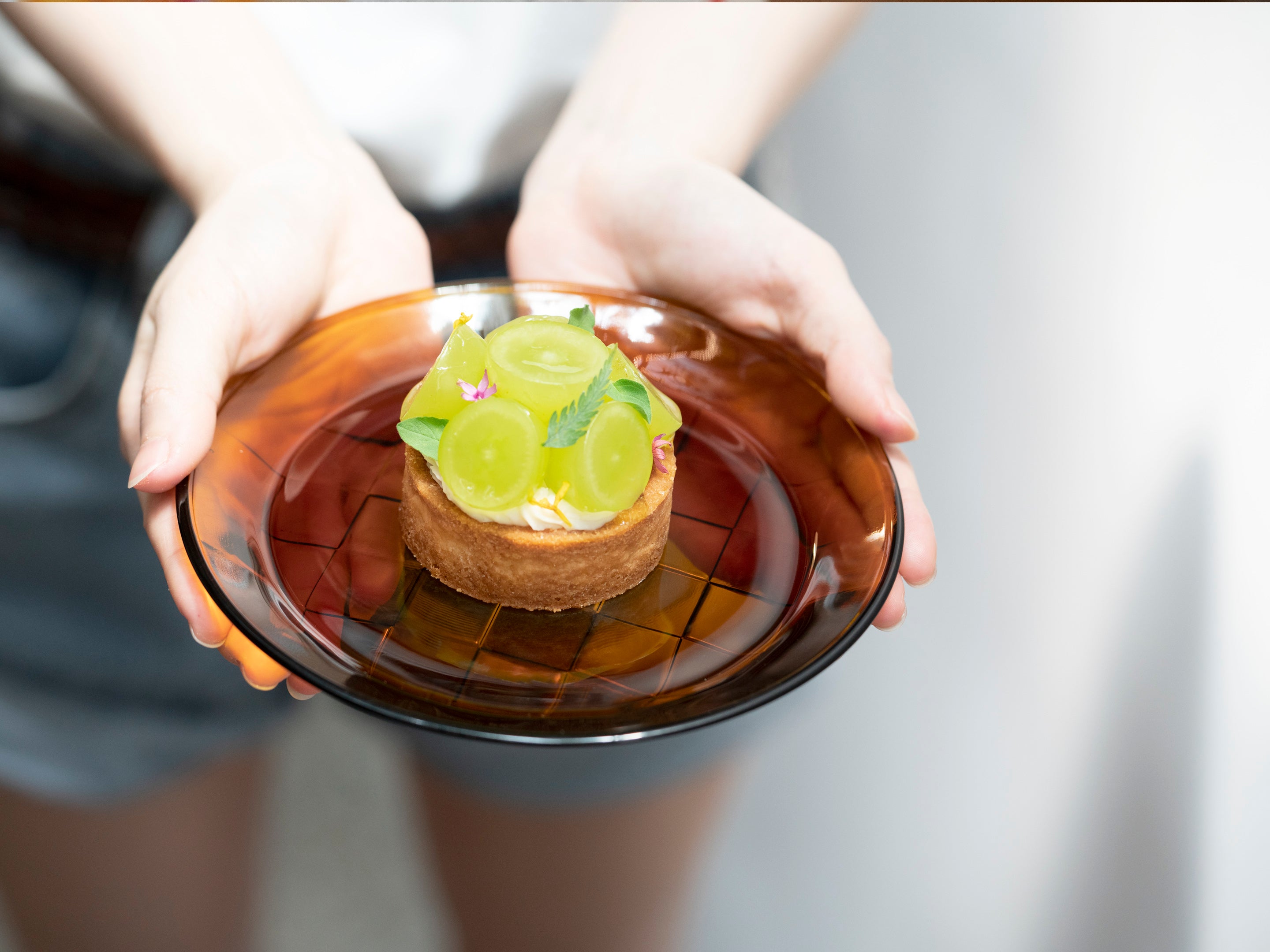 Woven Plate (recycled glass)