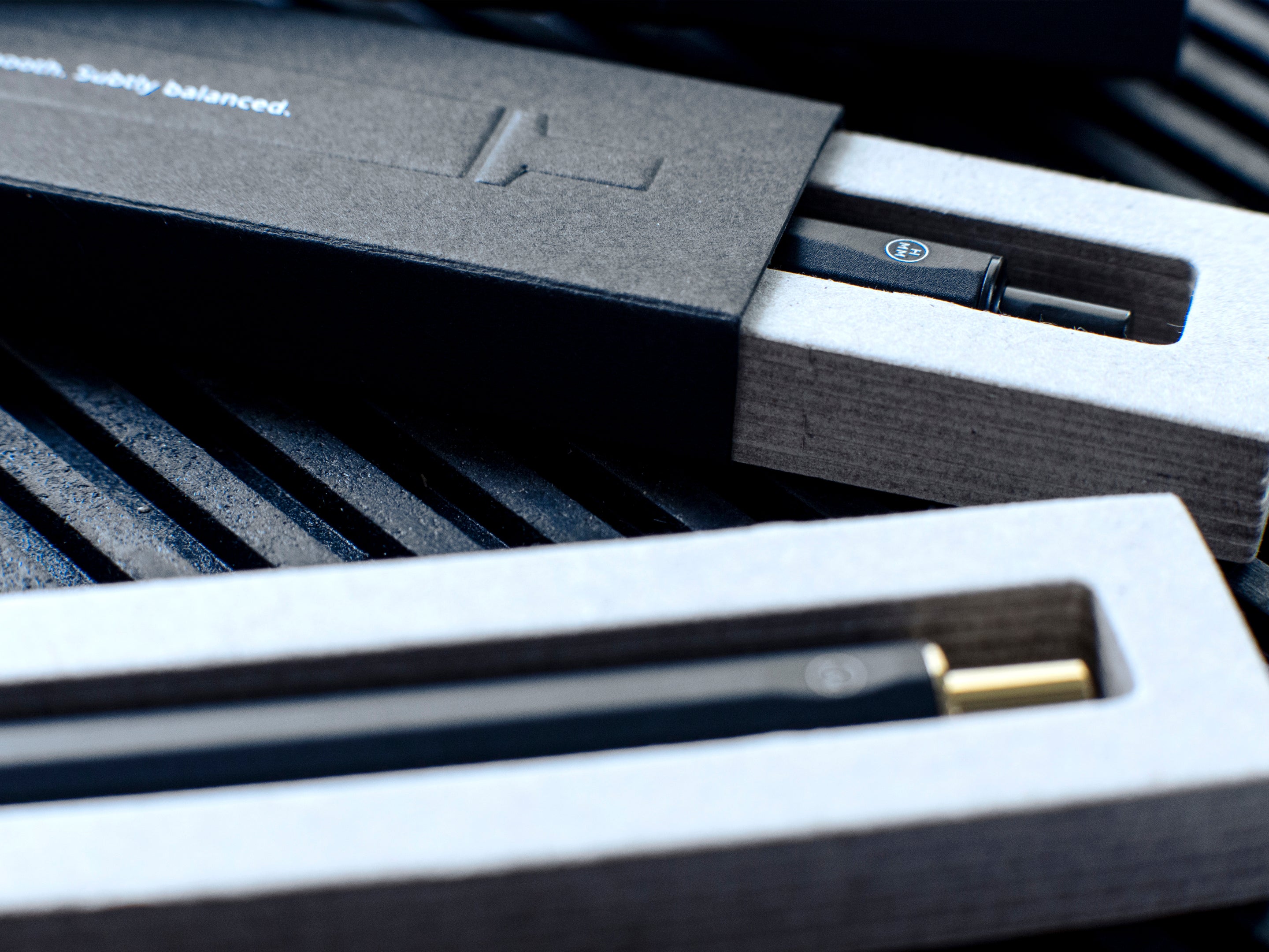 Pencil BK (aluminum)