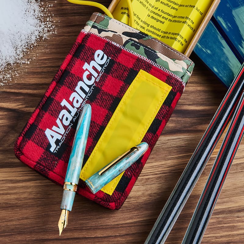 Esterbrook Seasonal Diamondcast Estie - Avalanche - EF