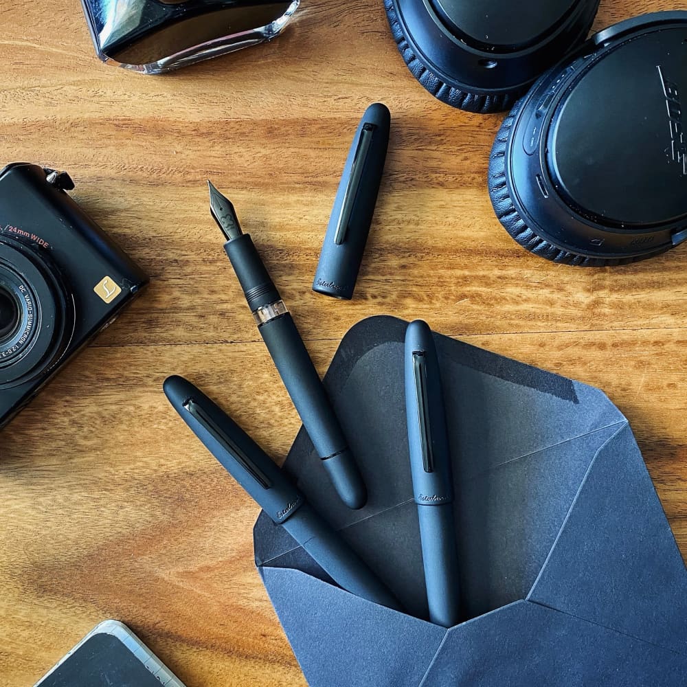 Estie Fountain Pen With Push Piston Raven Black Matte